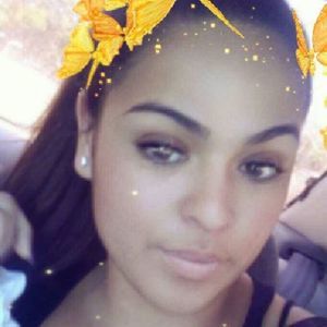 Meet your Posher, Daniela