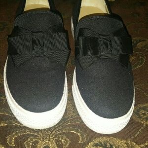 SLIP ONS SNEAKERS