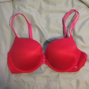 Victoria's Secret 34 D Push-up Bra