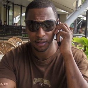 Meet your Posher, Emanuel