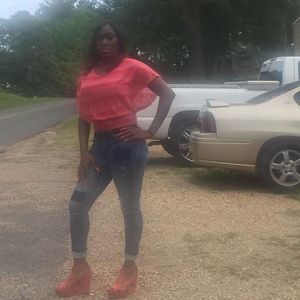 Meet your Posher, Shandra