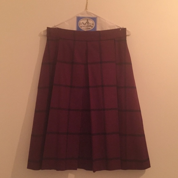 BR Burgundy A Skirt