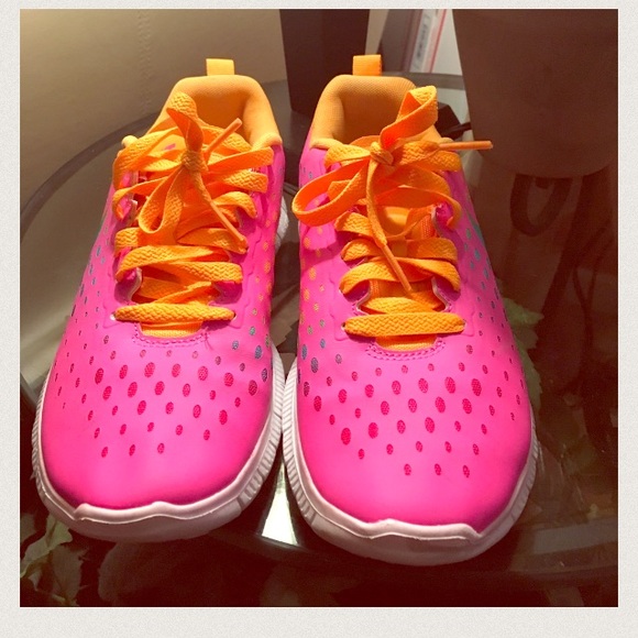 🌺SOLD OFFLINE🌺Mult-color—size 5Y or women's sz 7 - Picture 3 of 4