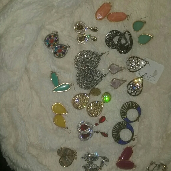 Earings ask for prices