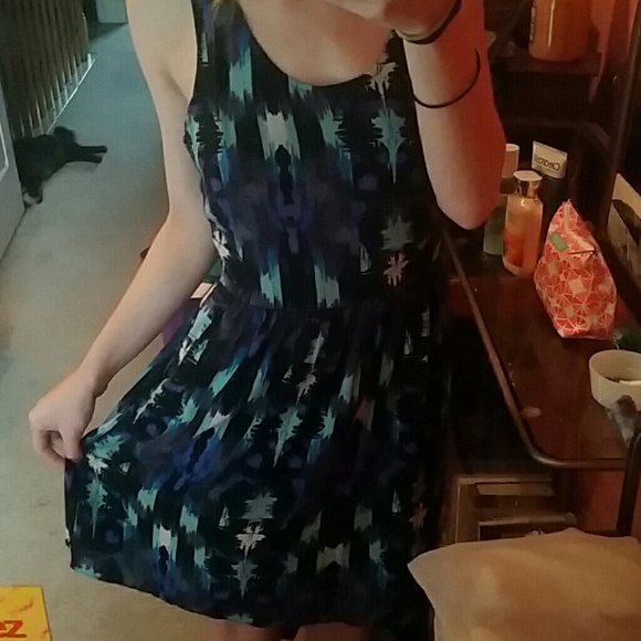 Tank Top Dress With Cutout Back|| American Eagle