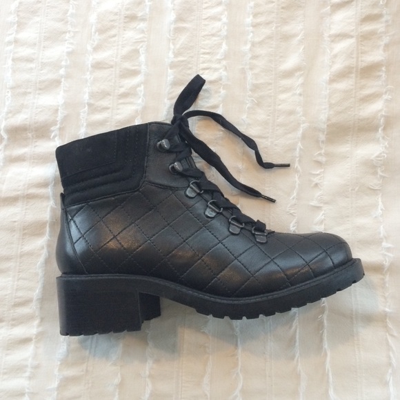 Steve Madden 'Donella' bootie - Picture 3 of 4