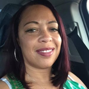 Meet your Posher, Yolanda