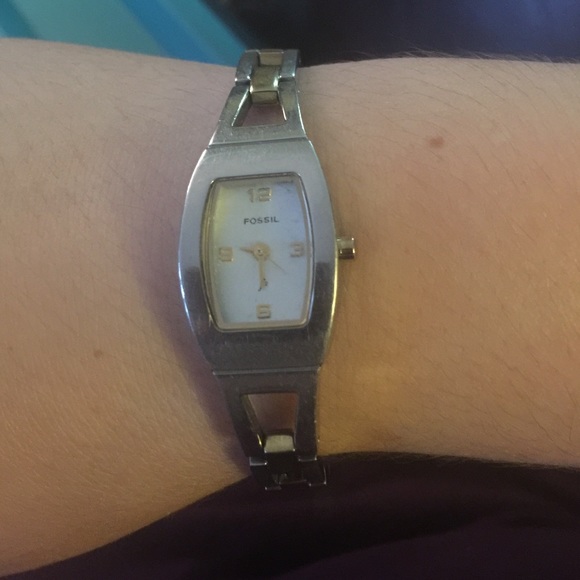 Fossil watch pre-loved but in good condition - Picture 1 of 2