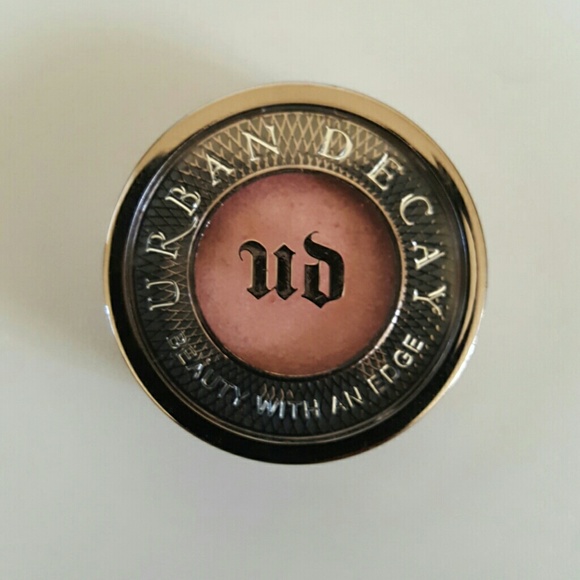 Urban decay single eyeshadow (scratch)