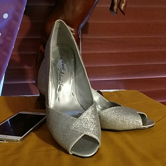 easy street alive 5 shoes