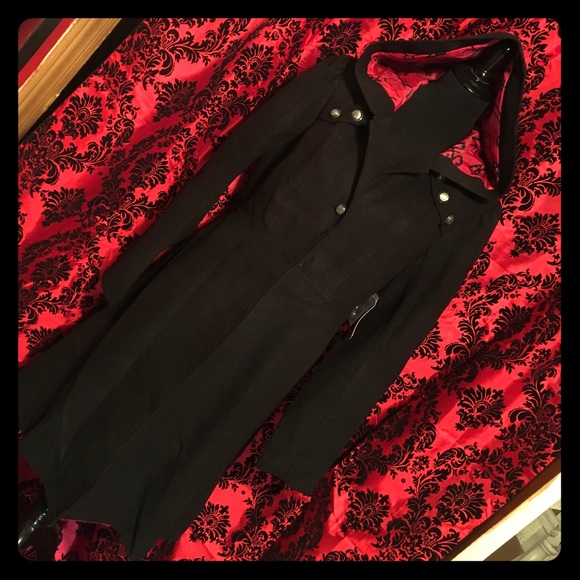 AHS COVEN COAT *tag says XXL but it runs small*