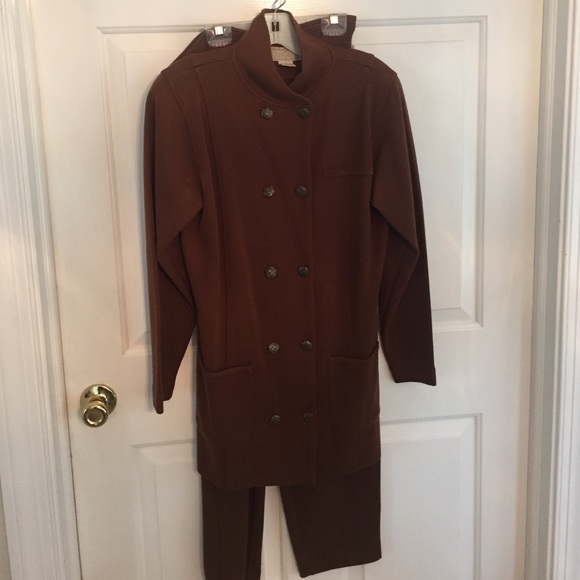 2pcs Brown knit suit