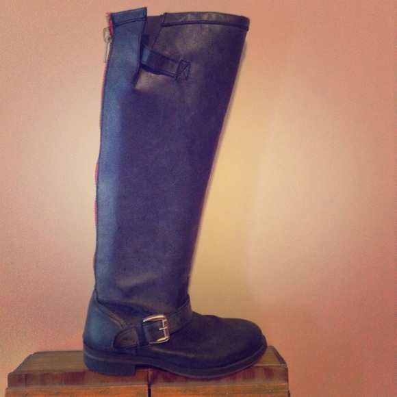 Steve Madden Lindley Leather Riding Boots