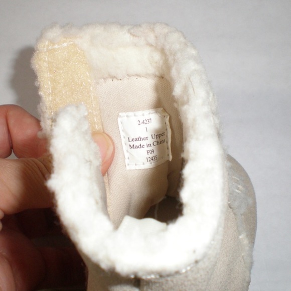Leather baby unisex moccasin winter booties sz 1 - Picture 4 of 4