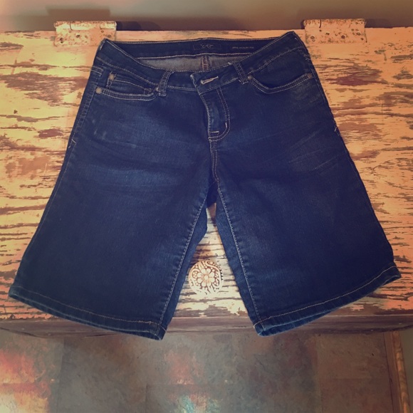 Jean  Highland Bermuda