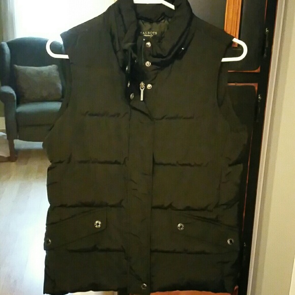 New without tags Talbots Down Vest Black Small
