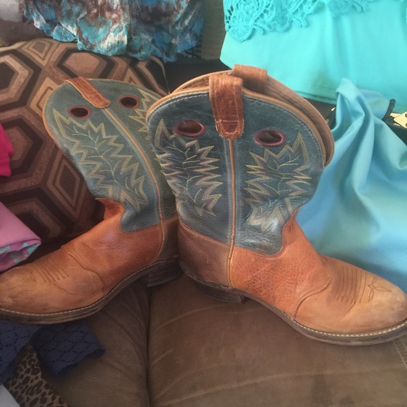 Boots SZ 8.5 real leather