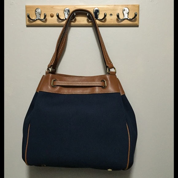 💰Michael Kors Marina Canvas Drawstring Bag - Picture 2 of 4