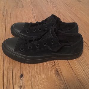 Blacked out Converse All Star
