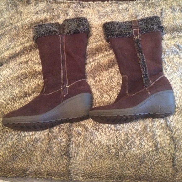 Faded glory boots.