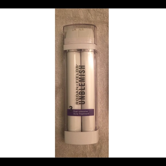 R+F Dual Intensive Acne Treatment