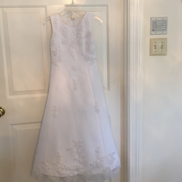 White long detailed dress w/crinoline slip dress - Picture 1 of 2