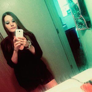 Meet your Posher, Corina