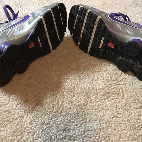 Nike - Picture 3 of 3