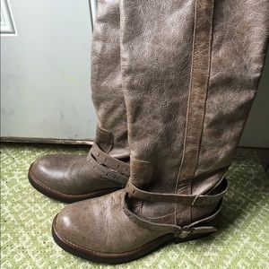 Steve Madden riding boots. Super cute. Size 8.5.