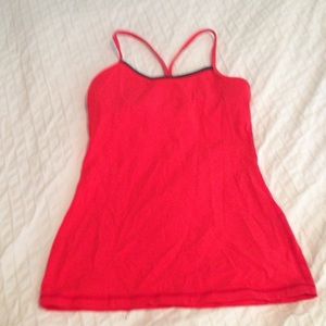 Lululemon power y tank size 6