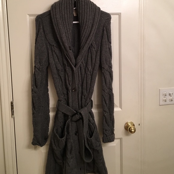 Burberry cable knit knee-length button up sweater