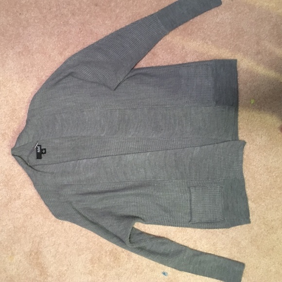 Grey cardigan