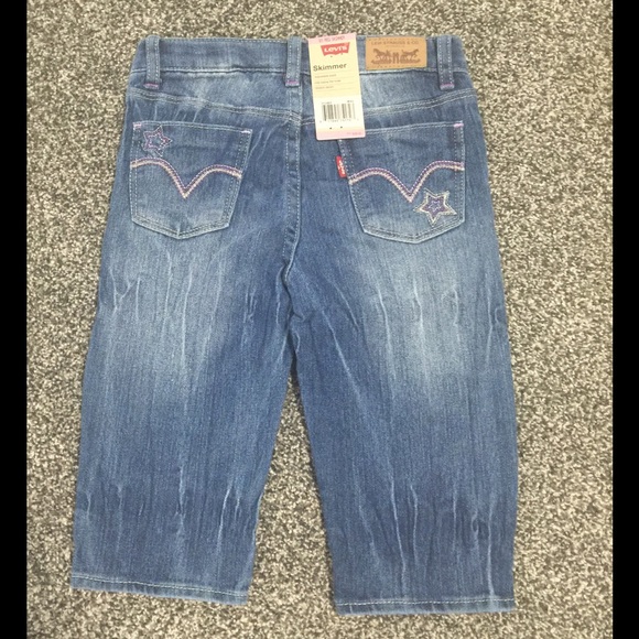 Levi's Other - Levi Skimmers (Capris)