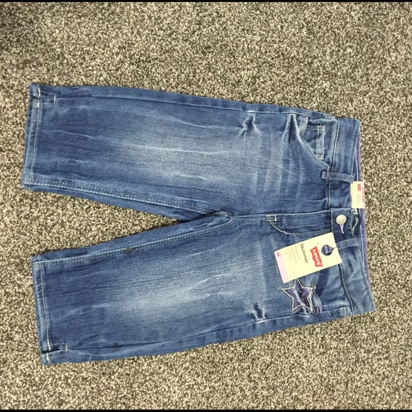 Levi Skimmers (Capris) - Picture 2 of 3