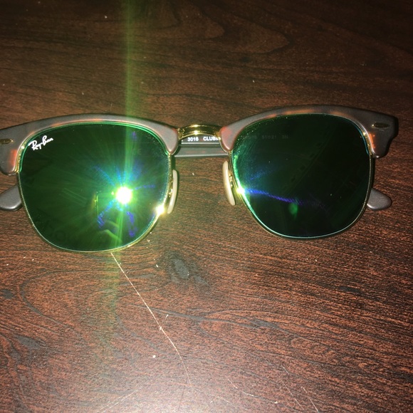 another listing for ray bans