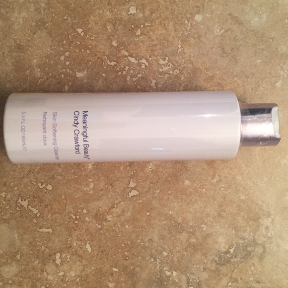 Meaningful beauty skin cleanser