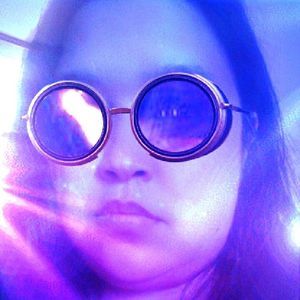 Meet your Posher, Myla