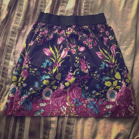 'Fire Los Angeles' floral print skirt