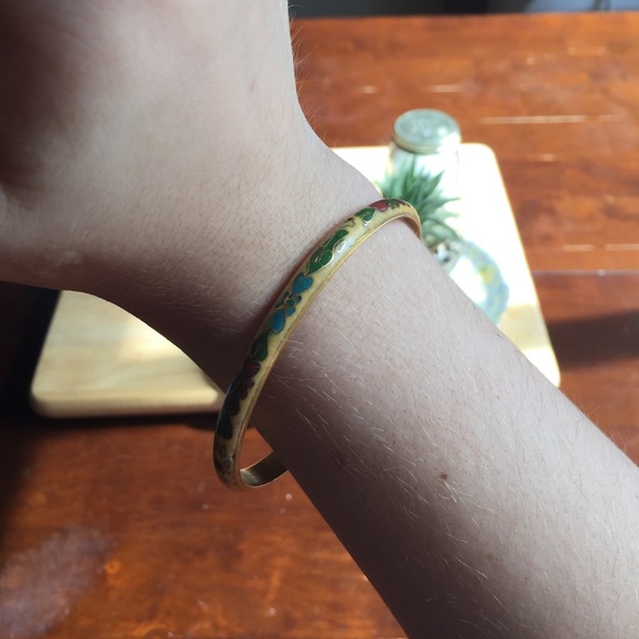 Vintage bangle bracelet - Picture 2 of 2