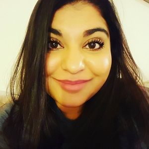 Meet your Posher, Kelli