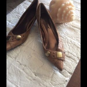 Dollhouse Kitten Heels