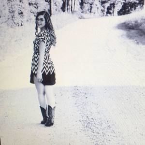 Meet your Posher, Adrianna