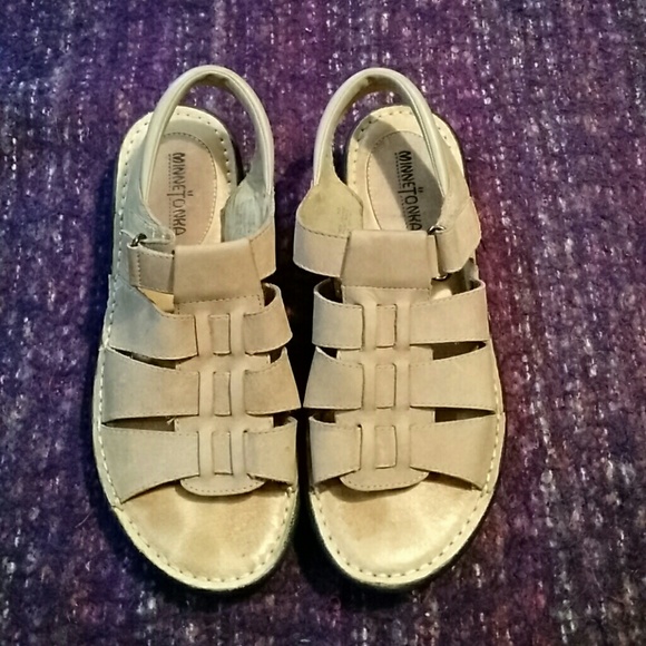 Minnitonka sandals