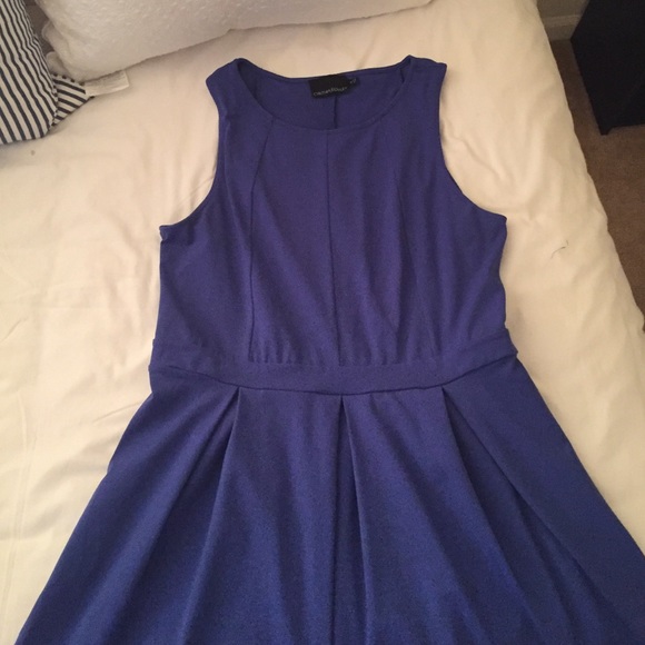 blue cotton dress