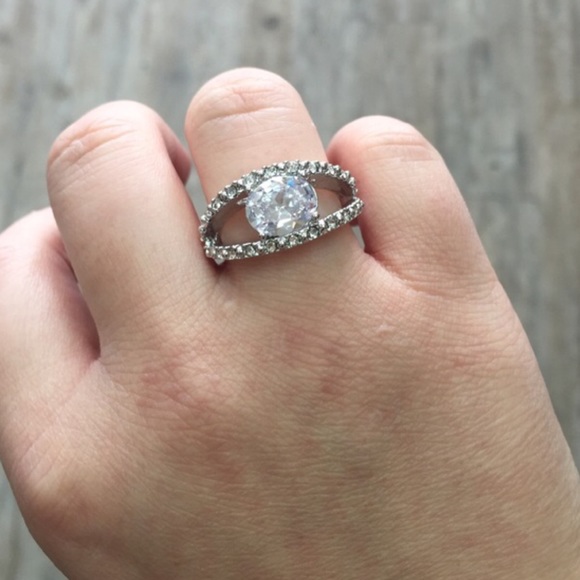 JJ049 - Picture 2 of 2