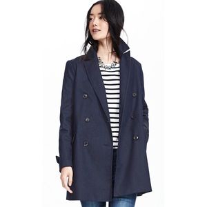 NWT{{ banana republic }} denim button-down coat
