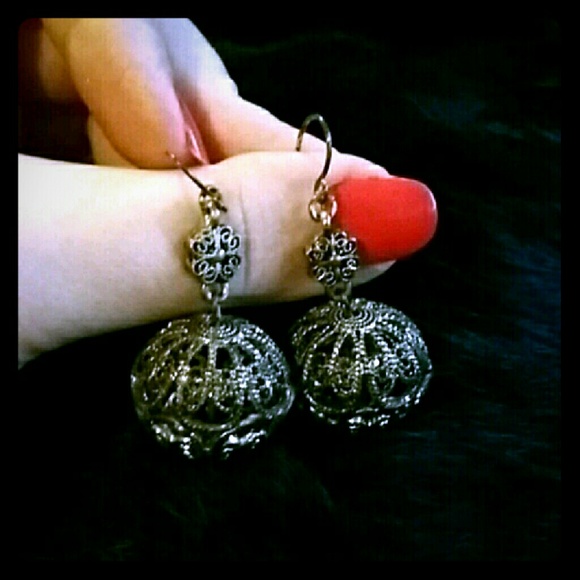 @kmendoza418 Gorgeous Vintage