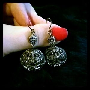 @kmendoza418 Gorgeous Vintage