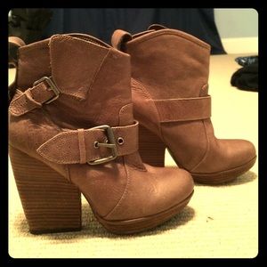 Dolce Vita Dempsey Bootie Never Worn