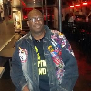 Meet your Posher, Peachy